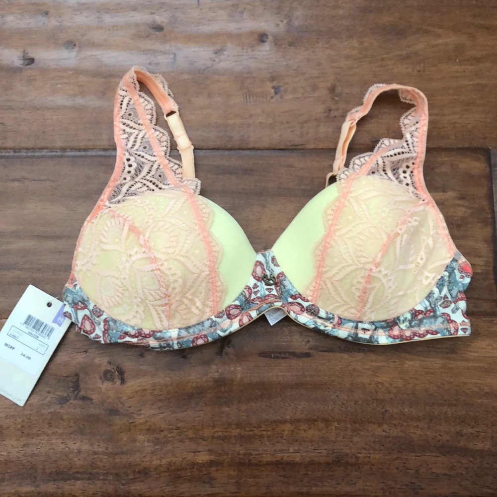 Maaji size large bra